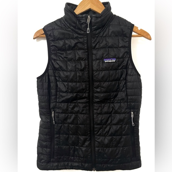 Patagonia 🌄 Women’s Nano Puff Vest • Black • SMALL ***NOTE: Corporate Label*** - Picture 5 of 6